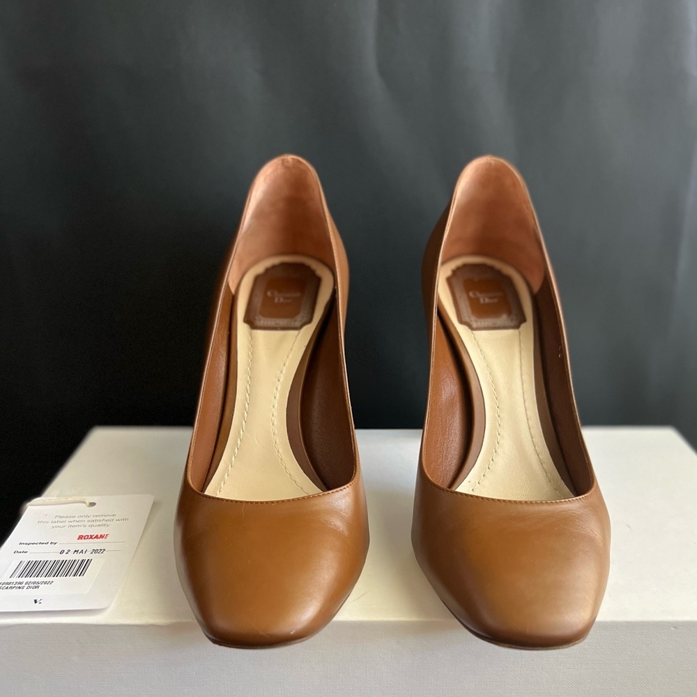 ⛔️ SOLD ⛔️Authentic DIOR Heels. Worn Once. Size EUR40 - Picture 9 of 16